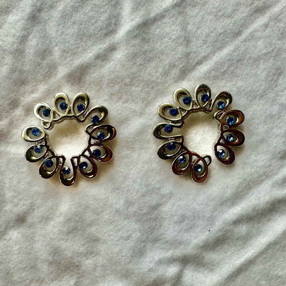 Fake Nipple Rings - Picture 2 of 7